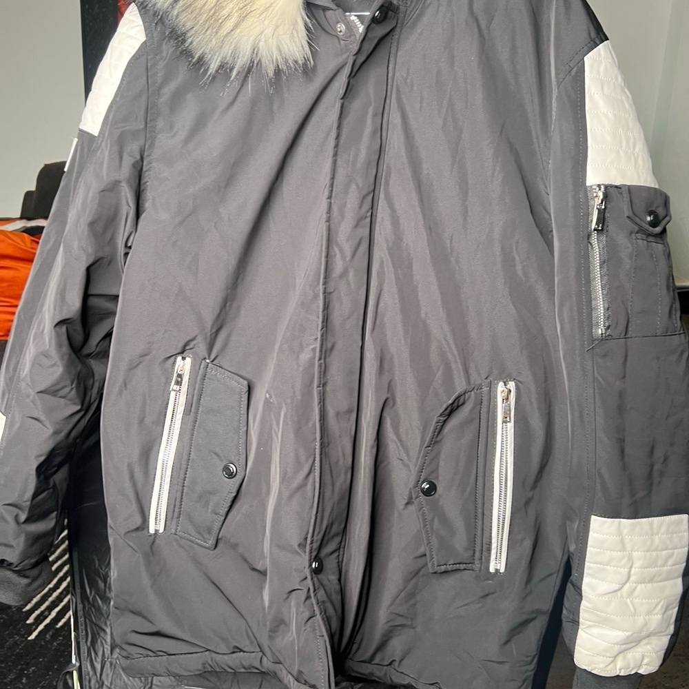 Men's Black and White Jacket